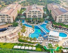 Hotel Crystal Palace Luxury Resort & Spa