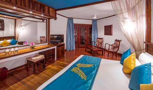 Royal Palms Beach Hotel