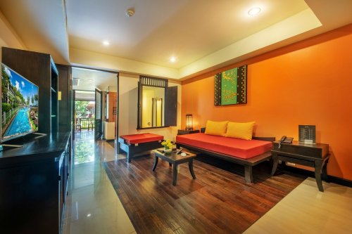 Hotel Chada Beach Resort & Spa