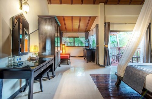 Hotel Chada Beach Resort & Spa