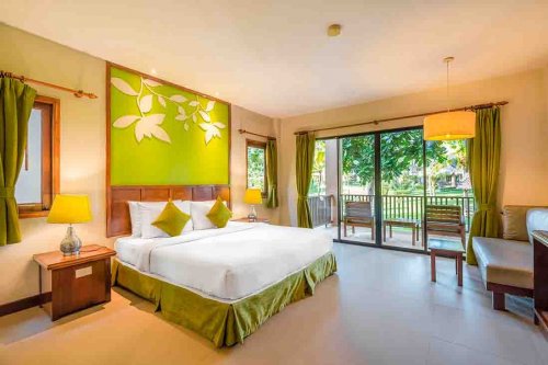 Hotel The Leaf Oceanside by Katathani