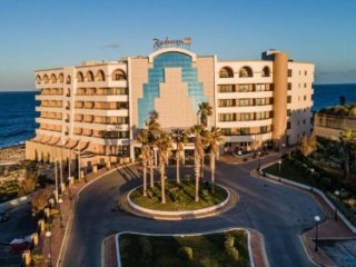 Hotel Radisson Blu St. Julian's Resort