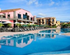 Hotel Las Olas