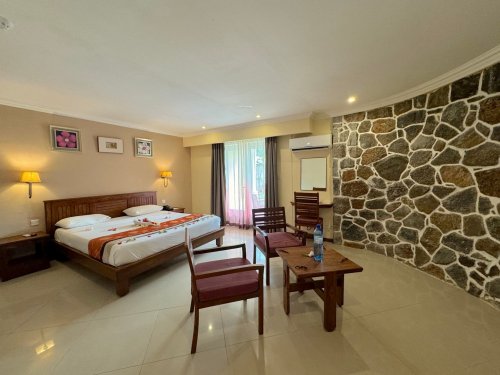 Hotel Jalsa Beach Hotel & Spa