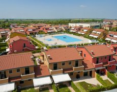 Residence Villaggio dei Fiori s bazénem