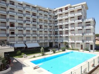 Residence Astro s bazénem PSM