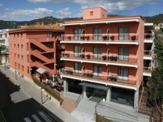 Tossa Beach Center