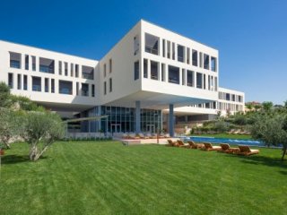 Hotel Salona Palace