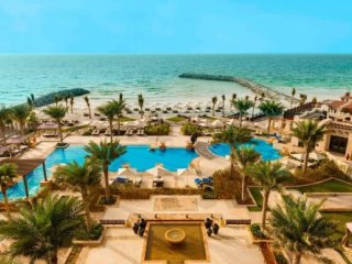 Hotel Ajman Saray