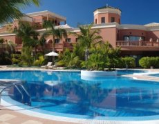 Hotel Las Madrigueras