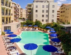 Hotel Rina