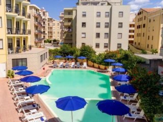 Hotel Rina