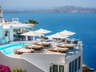 Sun Rocks Boutique Hotel