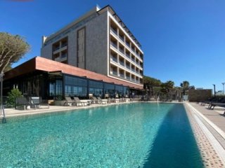 Hotel Eter Palace
