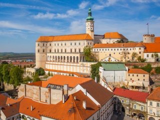 SVATOMARTINSKÉ OTEVŘENÉ SKLEPY MIKULOV, Hotel TEMPL