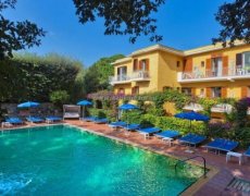 Hotel Cleopatra