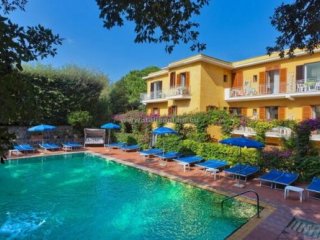 Hotel Cleopatra