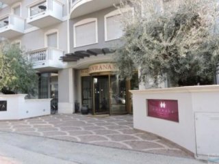 Hotel Sovrana & Re Aqva Spa