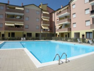 Residence Acquamarina s bazénem