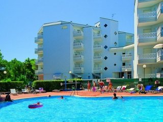 Residence Rubin s bazénem