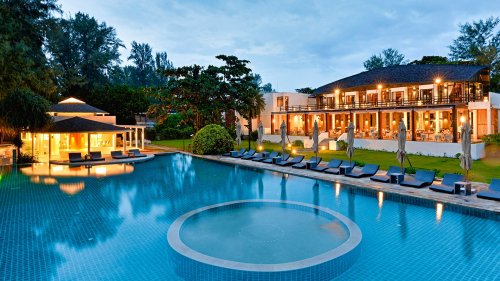 Hotel Twin Lotus Resort and SPA