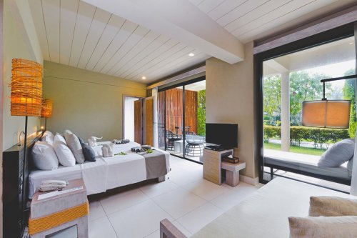 Hotel Twin Lotus Resort and SPA