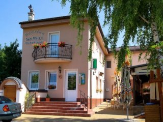 Penziony San Marco Mutěnice - Pod Búdama