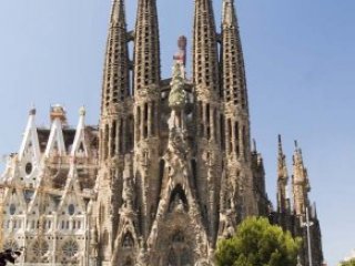 H10 Montcada 4, Barcelona - letecky, 3 dny