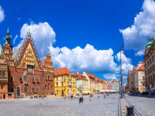 Hotel Scandic 4 Wroclaw, vlakem