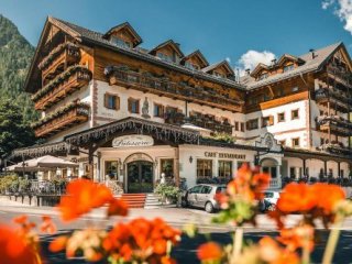 Hotel Corona