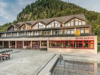JUFA Hotel Grünau im Almtal