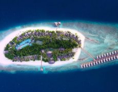 Dreamland Maldives Resort