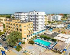 Hotel Bikini Tropicana