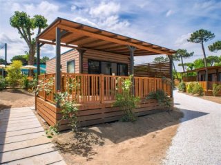 Village Pineta Beach