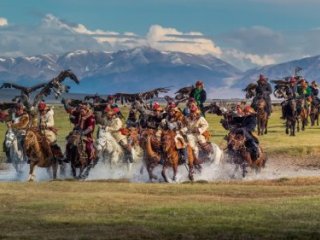Mongolsko s festivalem Golden Eagle - Umění lovu s orly, pohoří Altaj i poušť Gobi