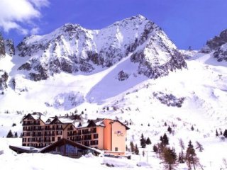 Hotel Piandineve