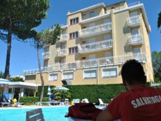 Hotel BAHAMA