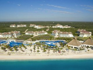 Bluebay Grand Esmeralda