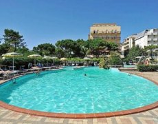 Hotel Ausonia