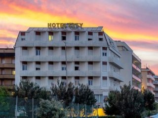 Hotel City
