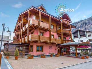 6denní zájezd (denní přejezd) s dopravou, polopenzí a skipasem v ceně – hotel Arisch