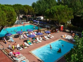 Camping Village Punta Navaccia (glamping stany)