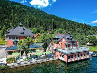 Strandhotel Burgstaller