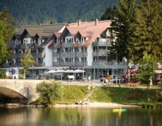 Hotel Jezero