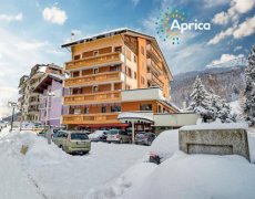 6denní zájezd (denní přejezd) s dopravou, polopenzí a skipasem v ceně – hotel Derby