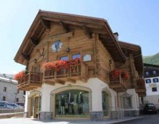 Free Ski Apartmány Picchio