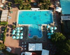 Villaggio Tenuta Primero Grado Family Collection