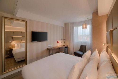 Hotel Nh Roma Collection