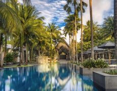 Twinpalms Surin Phuket Resort