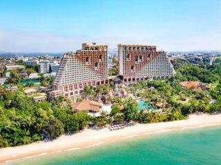 Centara Grand Mirage Beach Resort